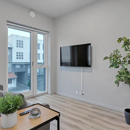 Sunny Central Apartment Reykjavik Ngoại thất bức ảnh