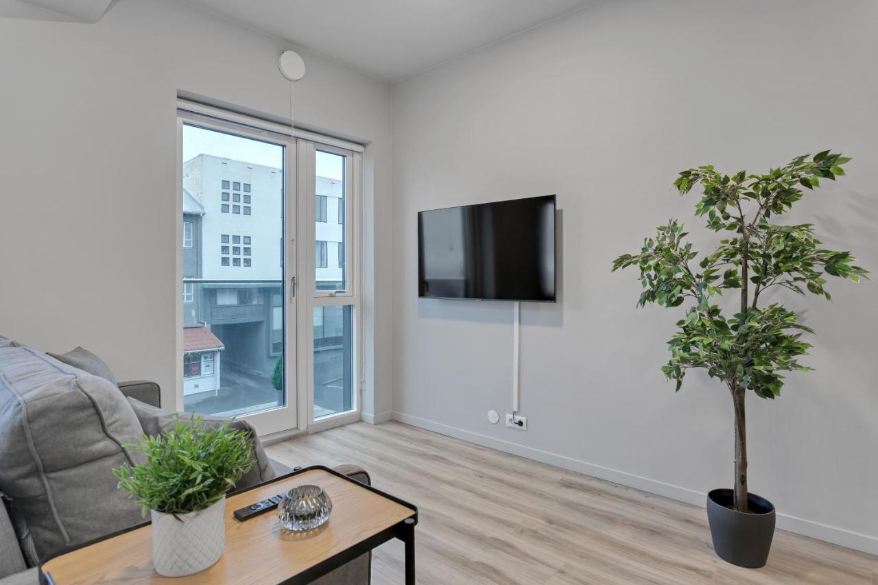 Sunny Central Apartment Reykjavik Ngoại thất bức ảnh