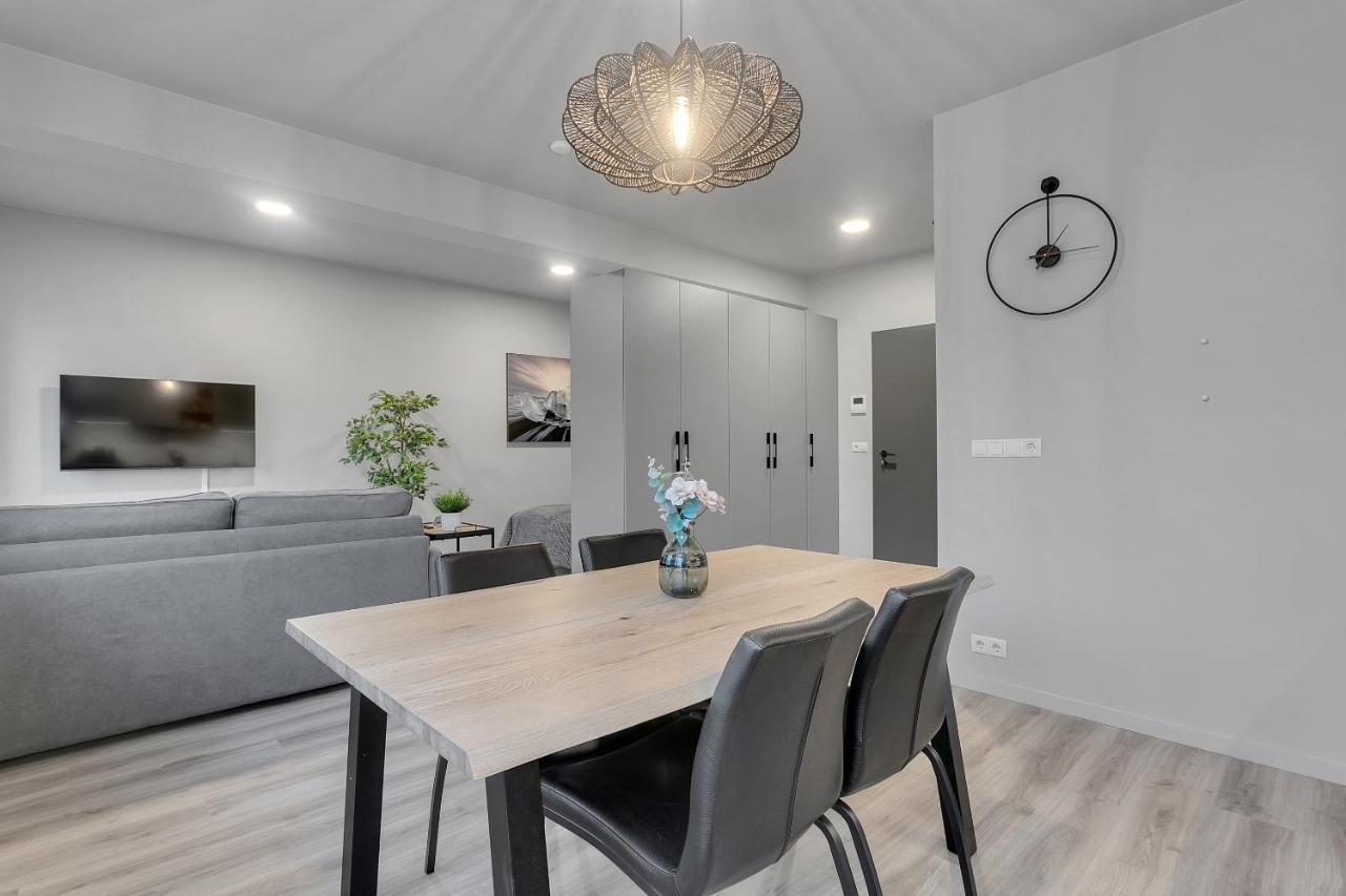 Sunny Central Apartment Reykjavik Ngoại thất bức ảnh